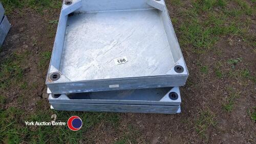 Recessed man hole tops