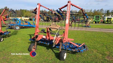 Opico 6m hydraulic folding grass harrows