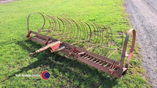 3 point linkage grass rake