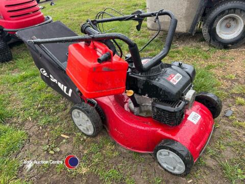 Sanli 18in cut lawnmower, oil changed, plug/carburettor cleaned, blade sharpened, with petrol can