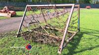 Folding chain harrow - 2