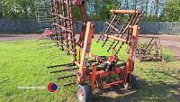 Browns 5m grass harrows