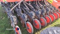 Kuhn SD liner 3m trailed direct drill, mechanical metering c/w fine seed roller, 20 coulters, electric tramline valves manually controlled, hydraulic fan driven off PTO, hydraulic marker arms, 2010 - 7