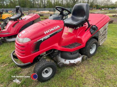 Honda 2417 ride-on mower