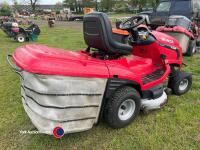 Honda 2417 ride-on mower, key in office - 5