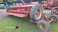 Massey Ferguson 30 4m drill with trailer, rubber pipes in hopper, small seed kit - 2