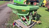 Amazone twin disc fertiliser spreader with hydraulic shut off