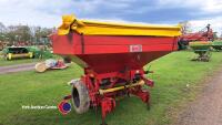 Bredal B2XL fertiliser spreader, 2002, 3500 kg, new feed belts, rear belt drive shaft and bearings, new set of vanes, 12m and 24m headland deflectors, calibration tube, operators manual, PTO shaft, gwo