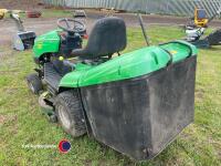 John Deere Sabre ride on mower - 4