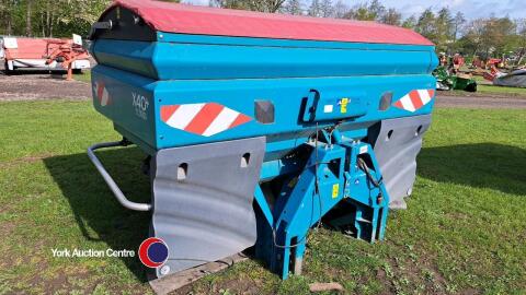 Sulky X40 fertiliser spreader, Isobus, Econov, Section control, 2019