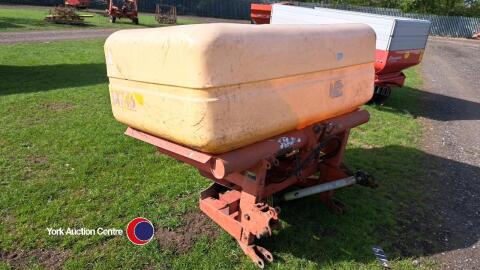 Teagle XT46 twin disc fertiliser spreader, good working condition with pto