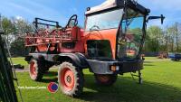 Sands SLC 4000 24m self propelled sprayer, 4000lt, 7 auto section control, row crop wheels, AU05 EUK