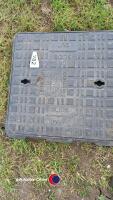 New cast iron manhole cover including frame