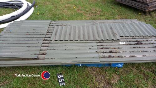 26 x corrugated sheets and off cuts green