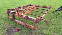Browns flat 8 bale grab