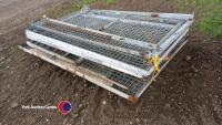 Heavy galvanised mesh pen, 4 sections, 8ft high, 2 gates and frame - 3