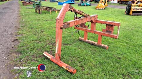 Bale squeeze, good condition