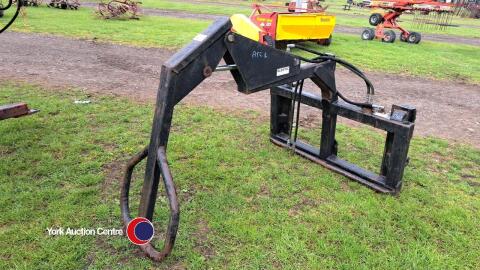 Slewtic over arm bale nippers pin and cone brackets