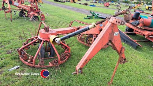Vicon twin rota rake