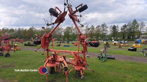 Lely Lotus 770 tedder