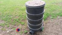 Manhole and lid