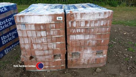 2 x pallets of Ibstock Ivanhoe Old Village bricks, 430 per pallet