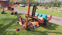Kverneland UN7558 automatic round bale wrapper - 3