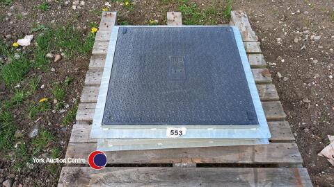 2 x manhole covers, 600mm x 600mm
