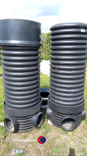 2 x 230mm manhole bases, risers and covers