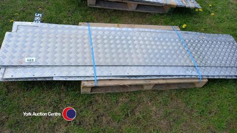 Quantity of aluminium chequer plate