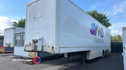 45ft tri-axle box trailer