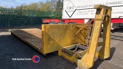 20ft flat hook lift body
