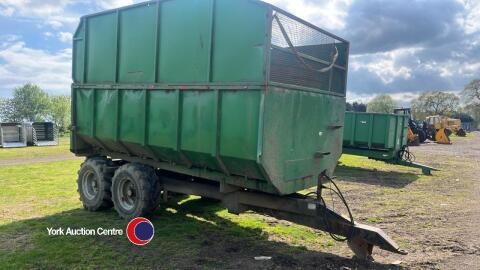 Horn 12T trailer