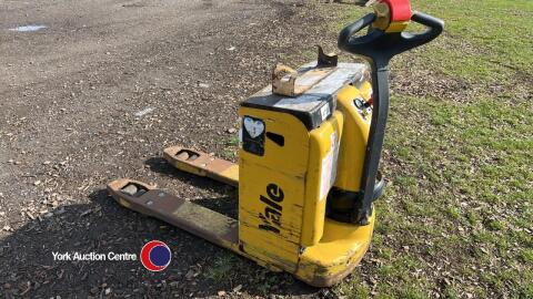 Yale electric pallet truck spares or repairs