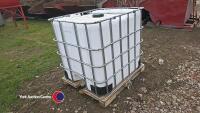 Clean IBC with frame - 2