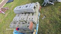 Pallet of Heras fencing feet - 3