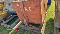 Heavy duty hand tip skip - 2