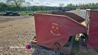 Heavy duty wide forklift tip skip