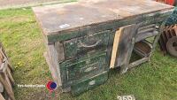 Workbench - 3