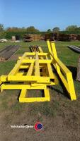 6 x steel barriers - 2