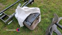 John Deere air seat base, working order holds air - 2