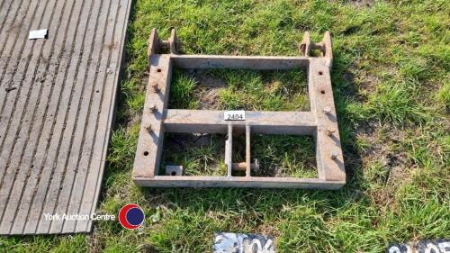 Front press link frame