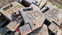 13 JCB Fastrac weights, 40kg each - 3