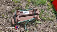 Pair of weld on Quicke brackets - 2