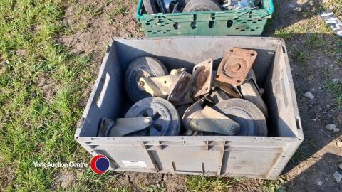 8 x caster wheels
