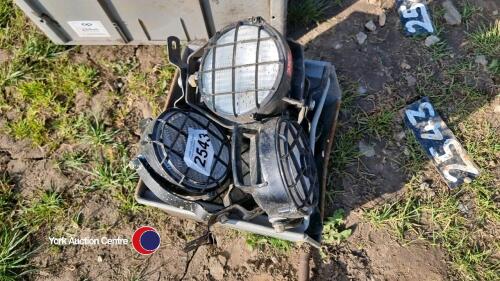 Box of 7 work lights