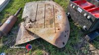 Ford 5000 mudguards - 3