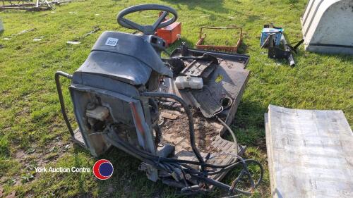 New Holland TL Cab platform