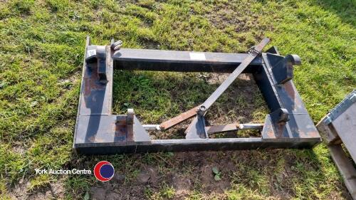 Cherry Products adaptor plate to fit JCB bucket on to Euro fit loader.