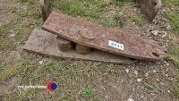 Manitou weld on brackets - 3